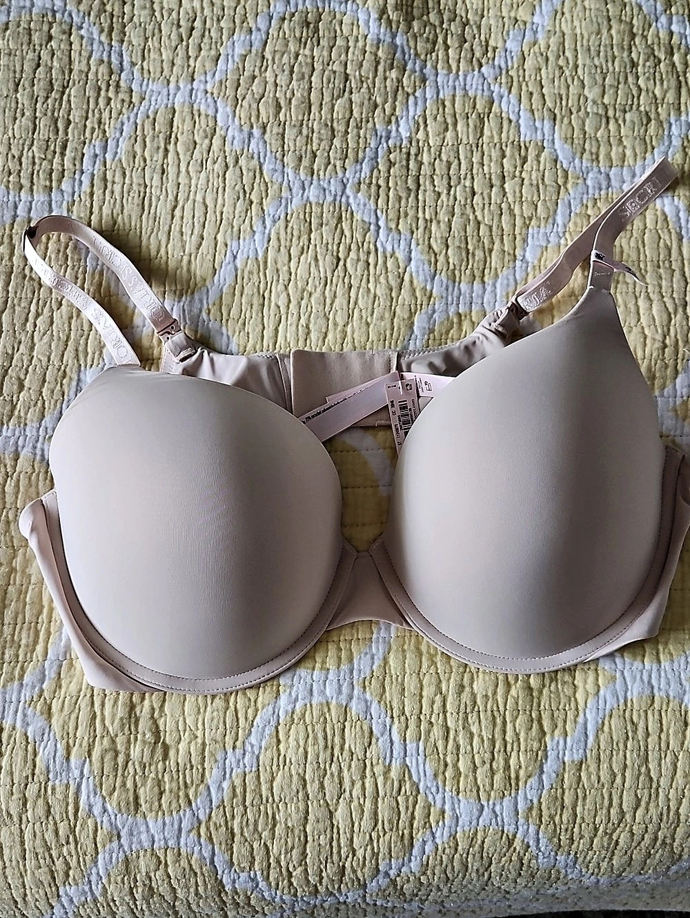 Victoria's Secret Wear Everywhere Push-Up Bra Beige 42C NWT